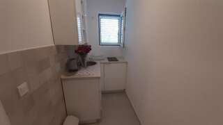 Апартаменты Apartmani Mia Бечичи Апартаменты-студио-9